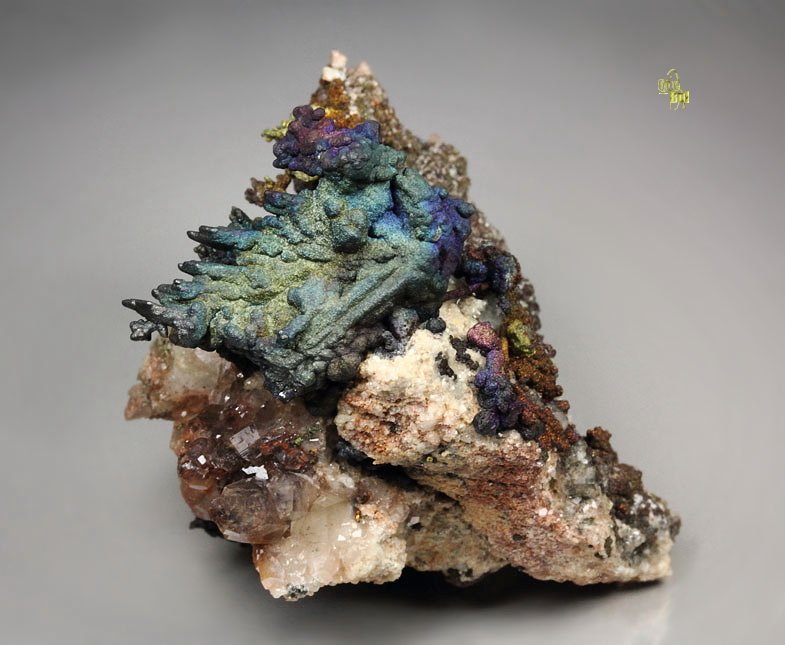 CHALCOCITE, DJURLEITE, iridescent CHALCOPYRITE