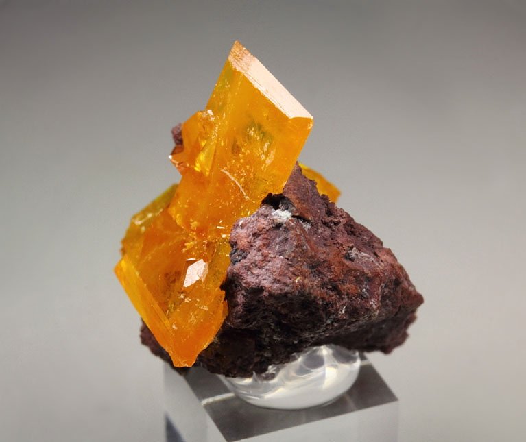 WULFENITE