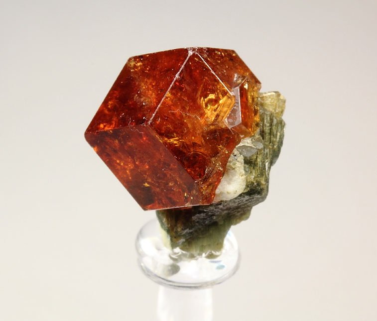 gem GARNET var. GROSSULAR, DIOPSIDE