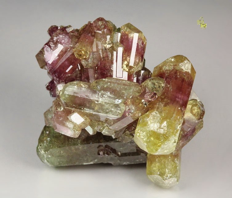 gemmy bi-terminated VESUVIANITE multicolor