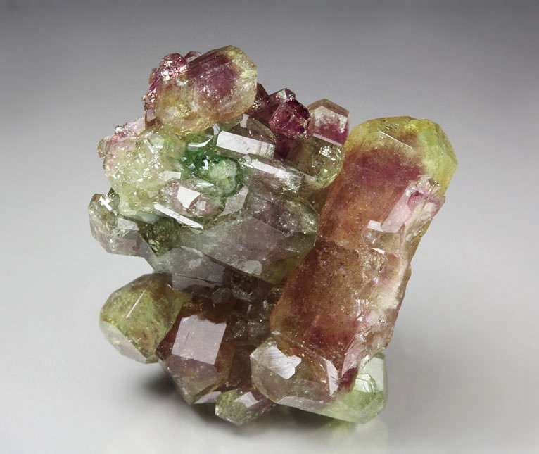 gemmy bi-terminated VESUVIANITE multicolor