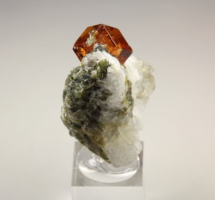 gem GARNET var. GROSSULAR, DIOPSIDE