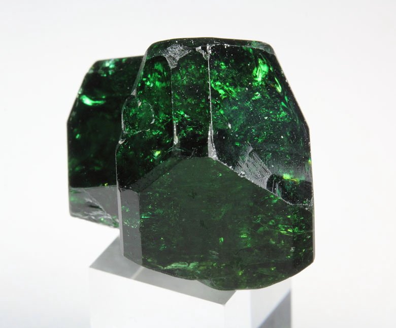 gem TOURMALINE var. CHROME TOURMALINE