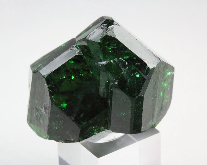 gem TOURMALINE var. CHROME TOURMALINE