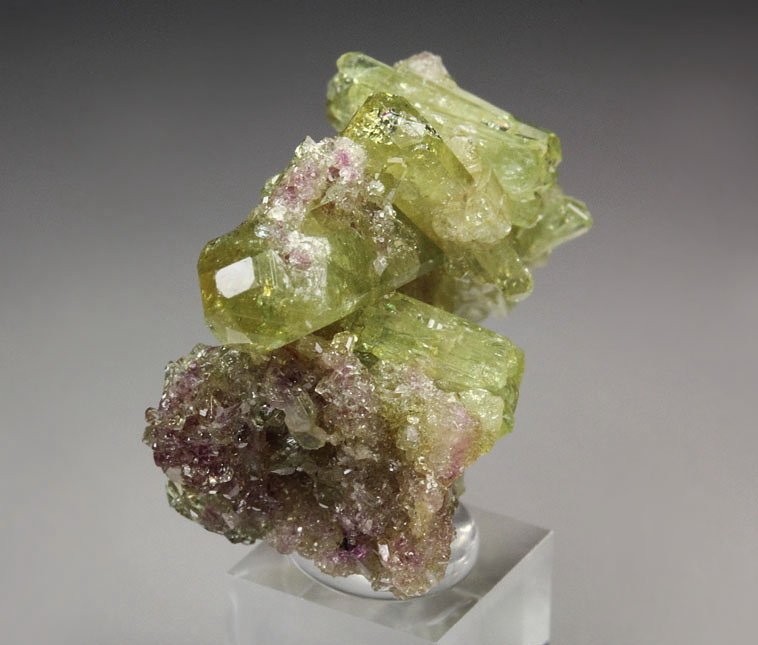 gem VESUVIANITE