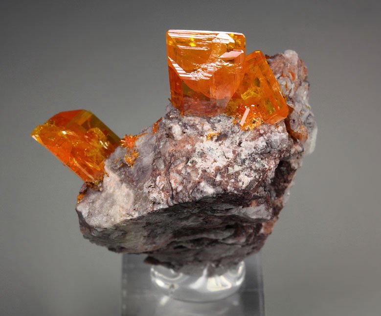 WULFENITE