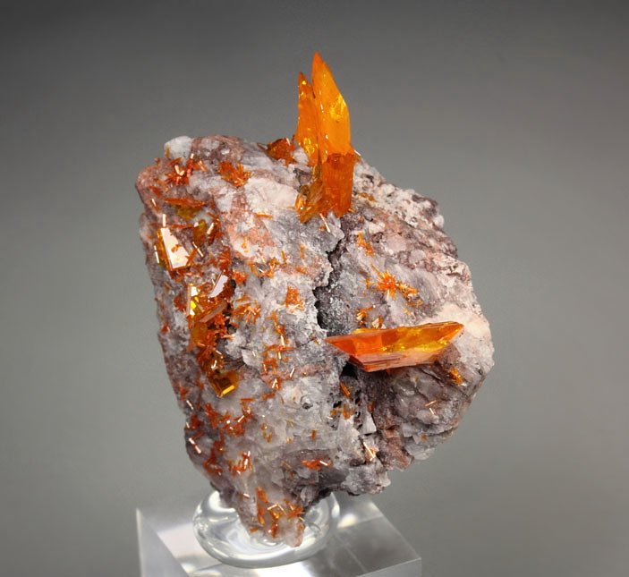 WULFENITE