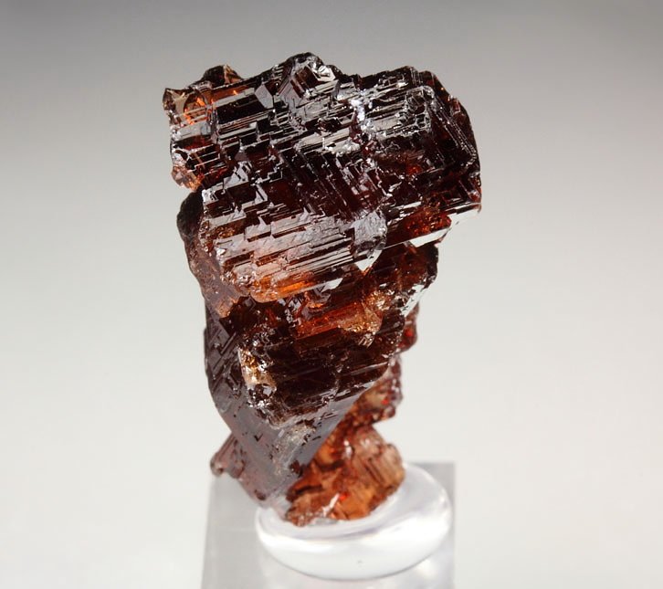 gem GARNET var. SPESSARTINE skeletal 