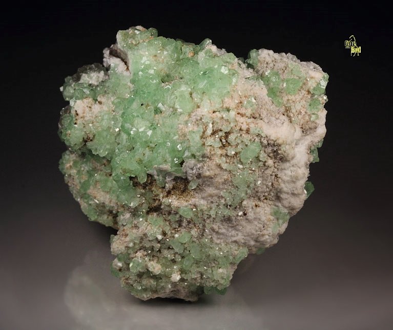 SMITHSONITE var. CUPRIAN SMITHSONITE