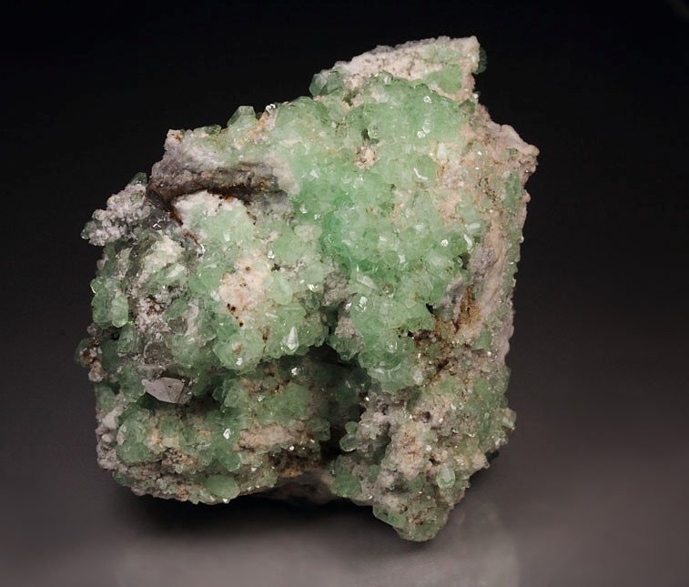 SMITHSONITE var. CUPRIAN SMITHSONITE