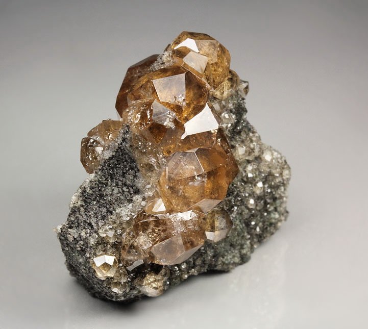 gem GARNET var. GROSSULAR