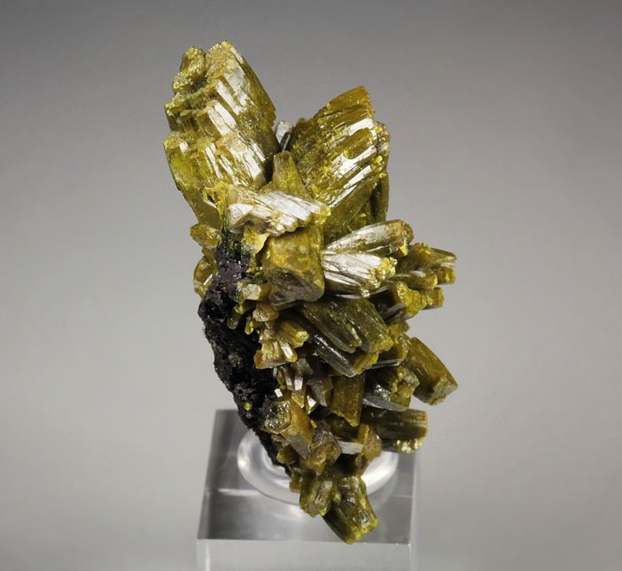 PYROMORPHITE bi-color, GOETHITE