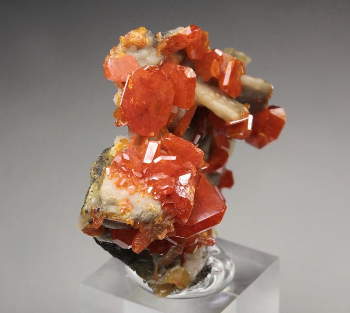 WULFENITE, CERUSSITE