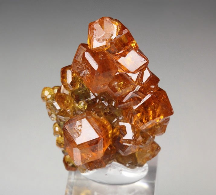 gem GARNET var. SPESSARTINE