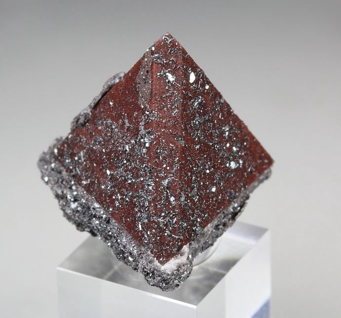 ZUNYITE