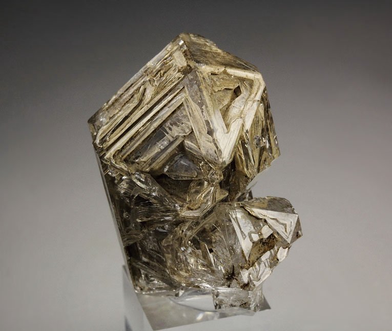 skeletal QUARTZ