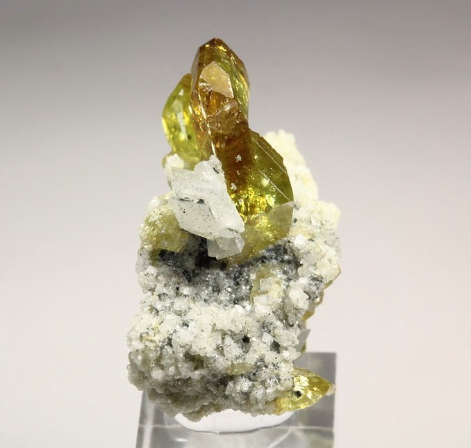 gem TITANITE, K FELDSPAR var. ADULARIA