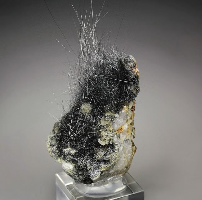 BOULANGERITE, SIDERITE