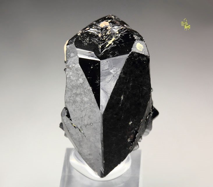 CASSITERITE twinned