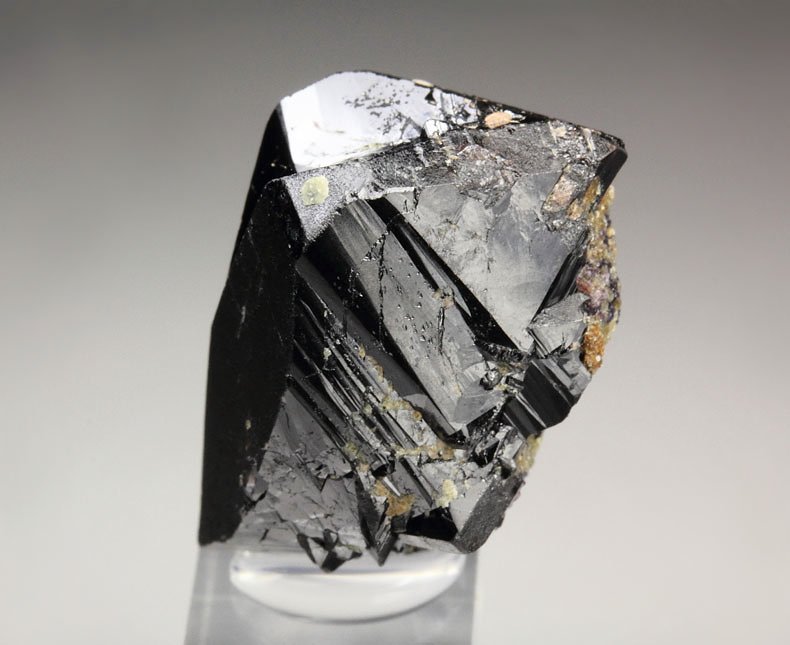 CASSITERITE twinned