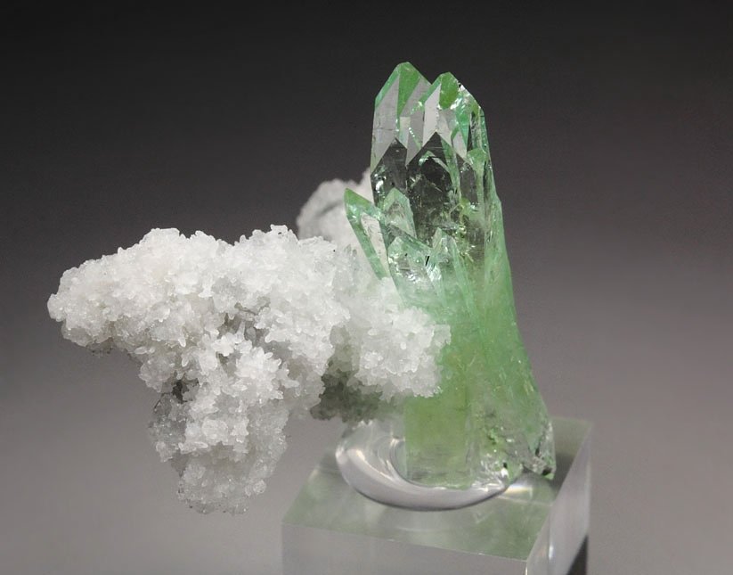 gem FLUORAPOPHYLLITE-(K), QUARTZ, STILBITE