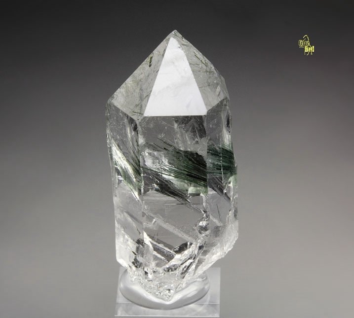 QUARTZ with ACTINOLITE inclusions