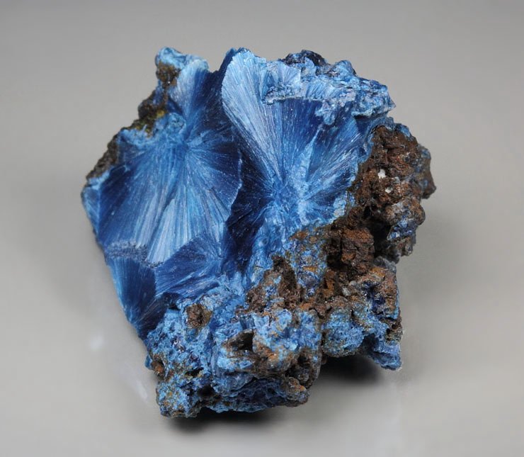 SHATTUCKITE