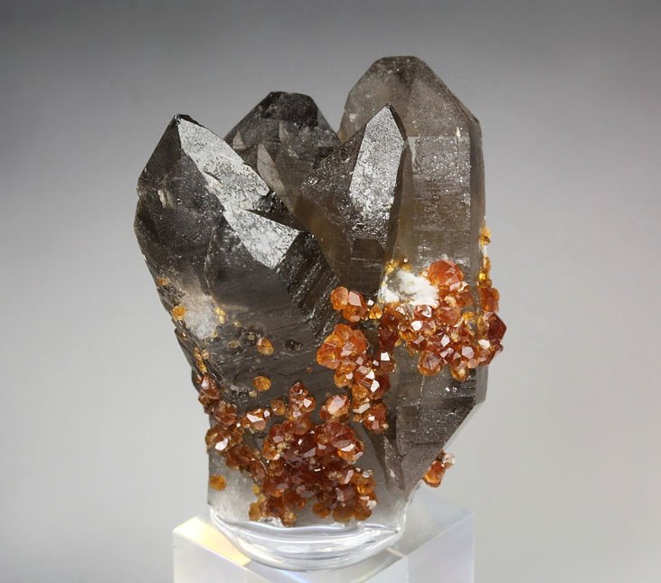 gemmy GARNET var. SPESSARTINE, QUARTZ var. SMOKY