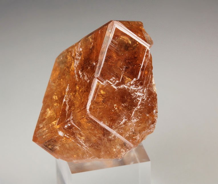 gem GARNET var. GROSSULAR