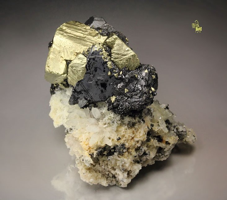 SPHALERITE, CHALCOPYRITE, QUARTZ