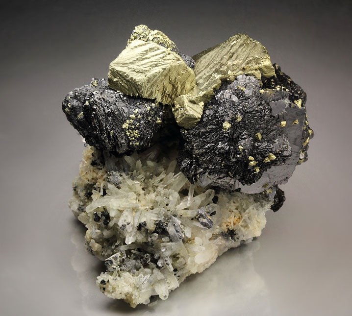 SPHALERITE, CHALCOPYRITE, QUARTZ