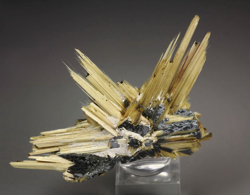 RUTILE, HEMATITE