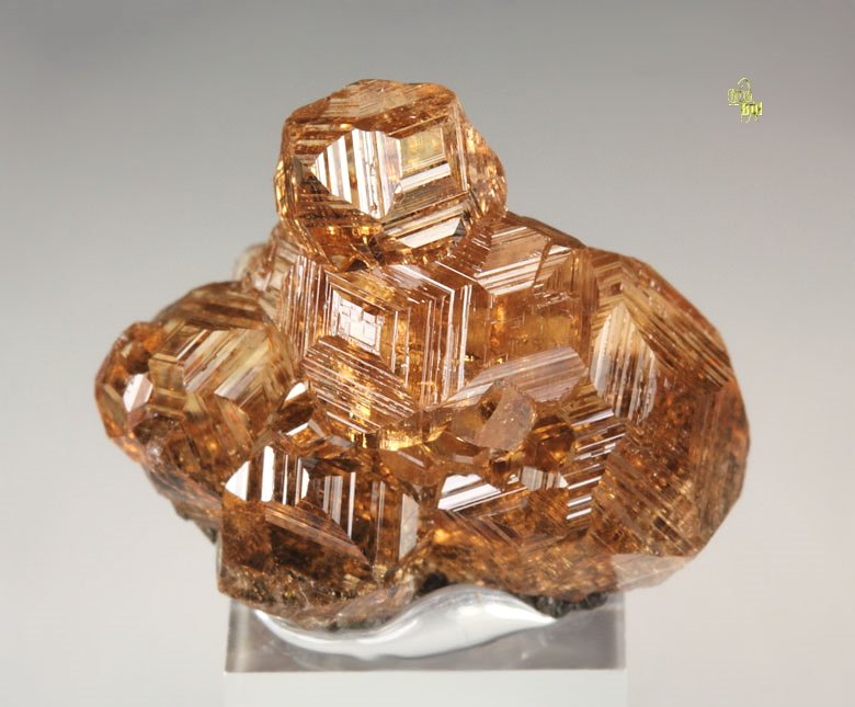 gem GARNET var. GROSSULAR