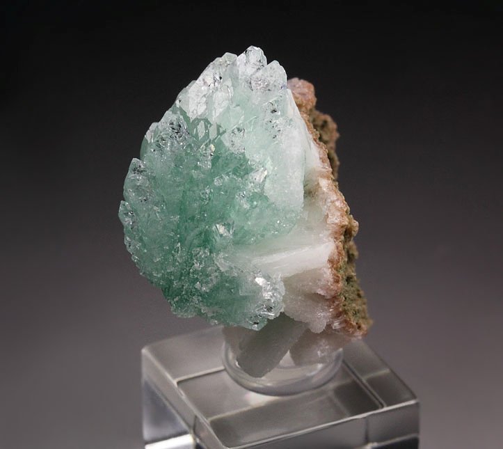 FLUORAPOPHYLLITE-(K), STILBITE