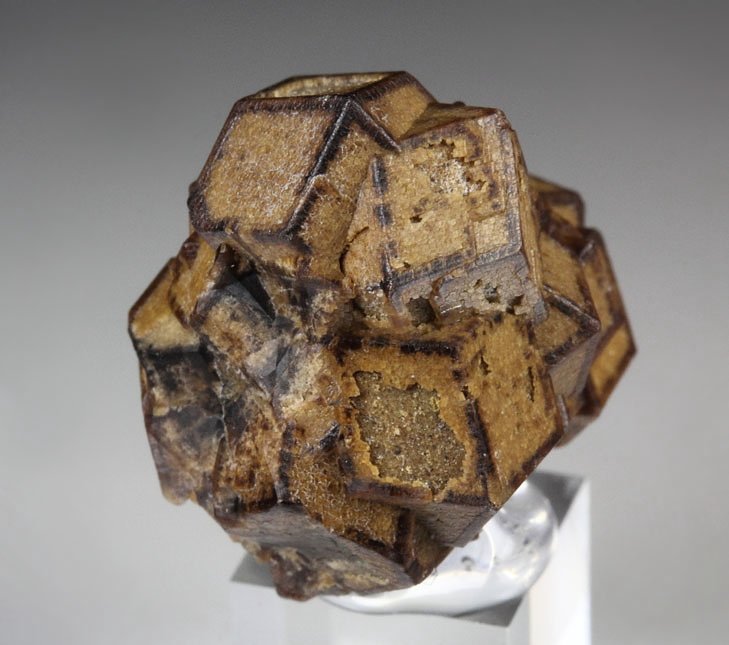 GARNET var. ANDRADITE