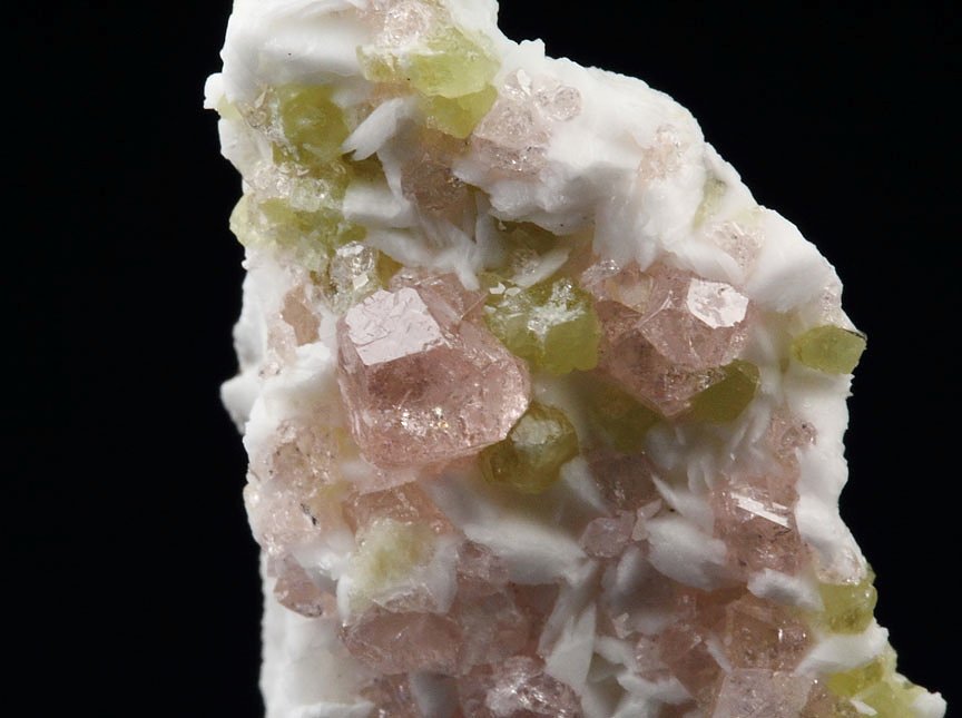 gem PINK GARNET var. GROSSULAR, DIOPSIDE, ALBITE