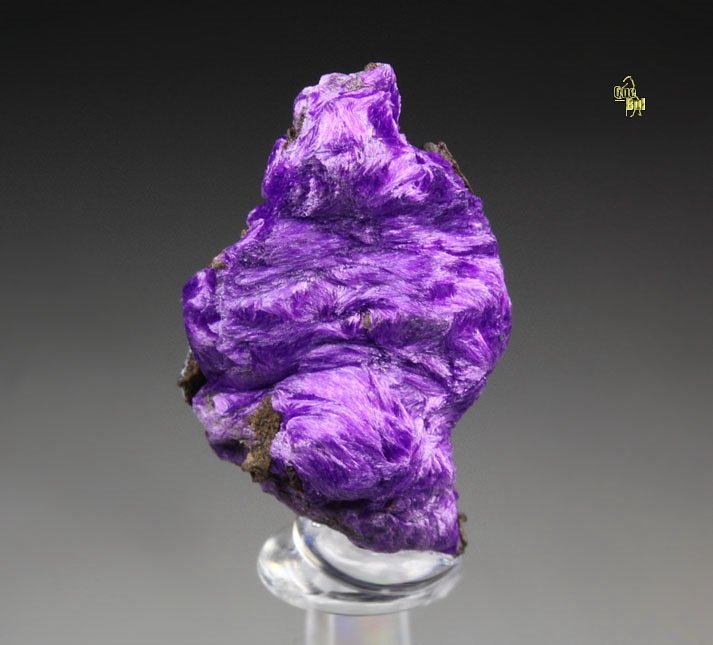 crystallized SUGILITE