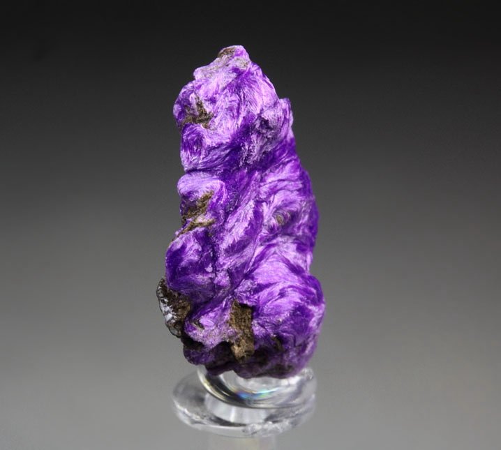 crystallized SUGILITE