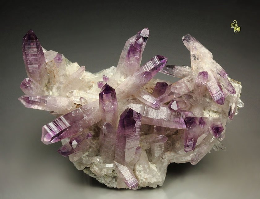 QUARTZ var. AMETHYST