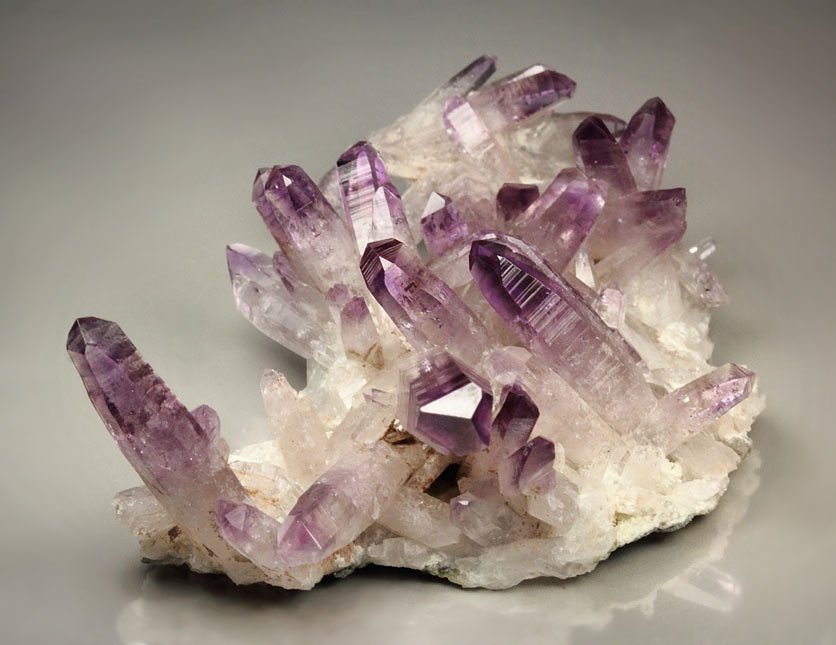 QUARTZ var. AMETHYST