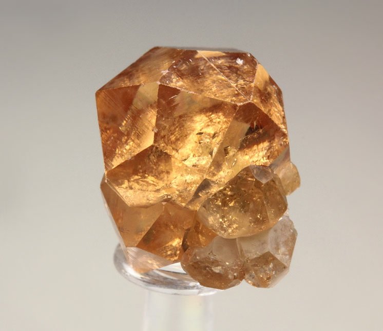 gem GARNET var. GROSSULAR