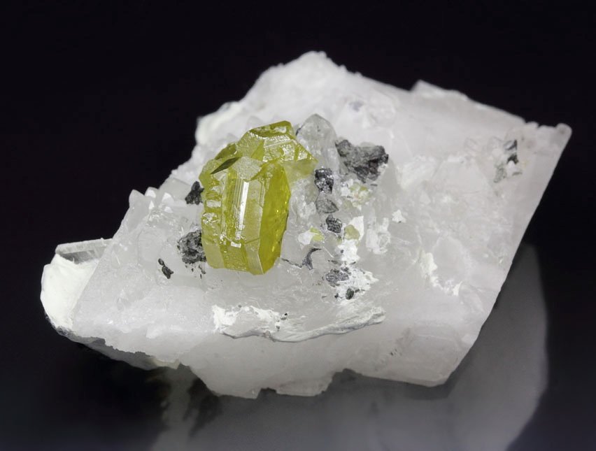 gem SPHALERITE var. CLEIOPHANE twinned