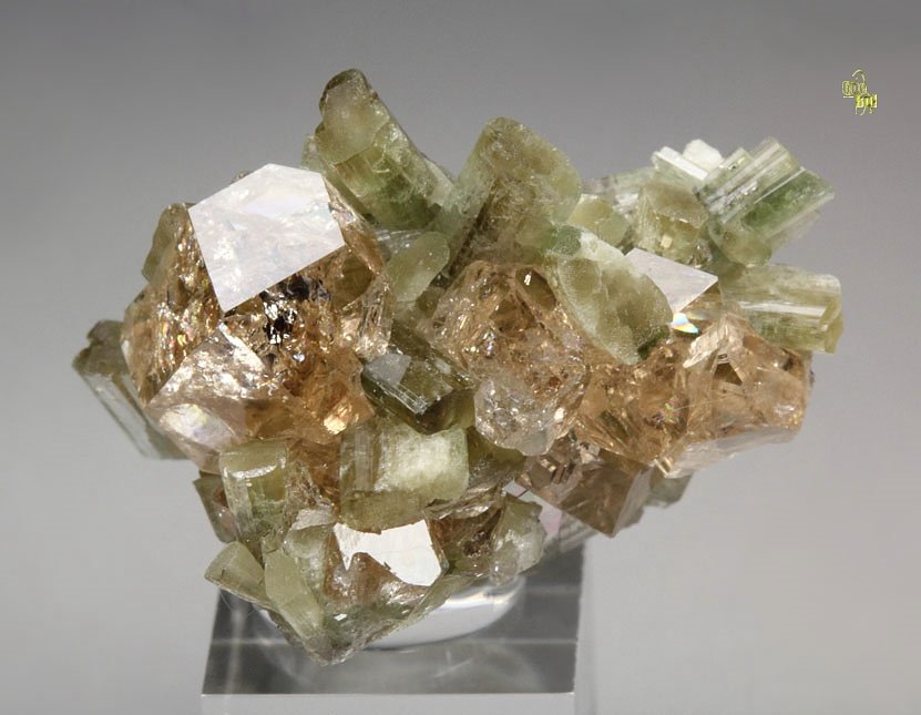 gem GARNET var. GROSSULAR, DIOPSIDE