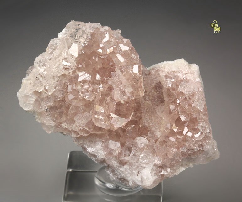 gem PINK GARNET var. GROSSULAR