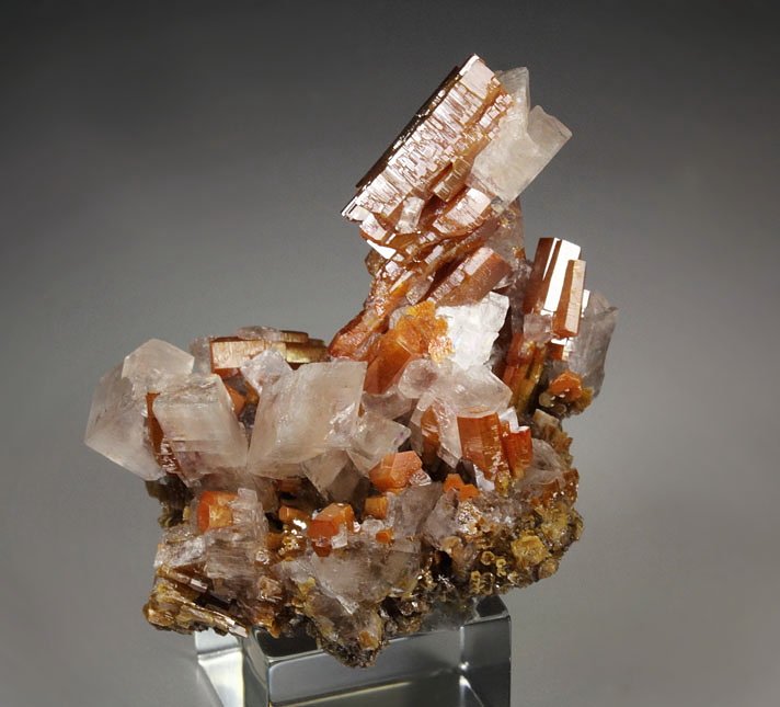new find - VANADINITE hopper, CALCITE
