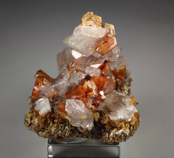 new find - VANADINITE hopper, CALCITE