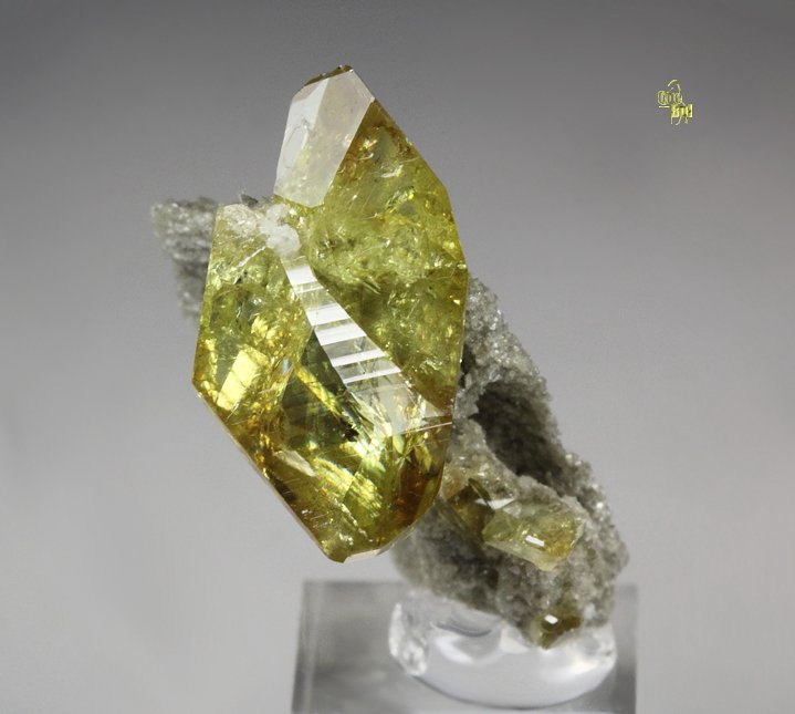 gem TITANITE