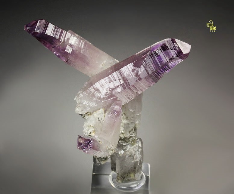 QUARTZ var. AMETHYST