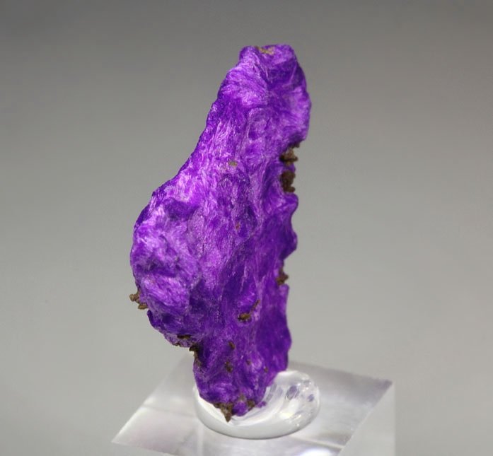 crystallized SUGILITE