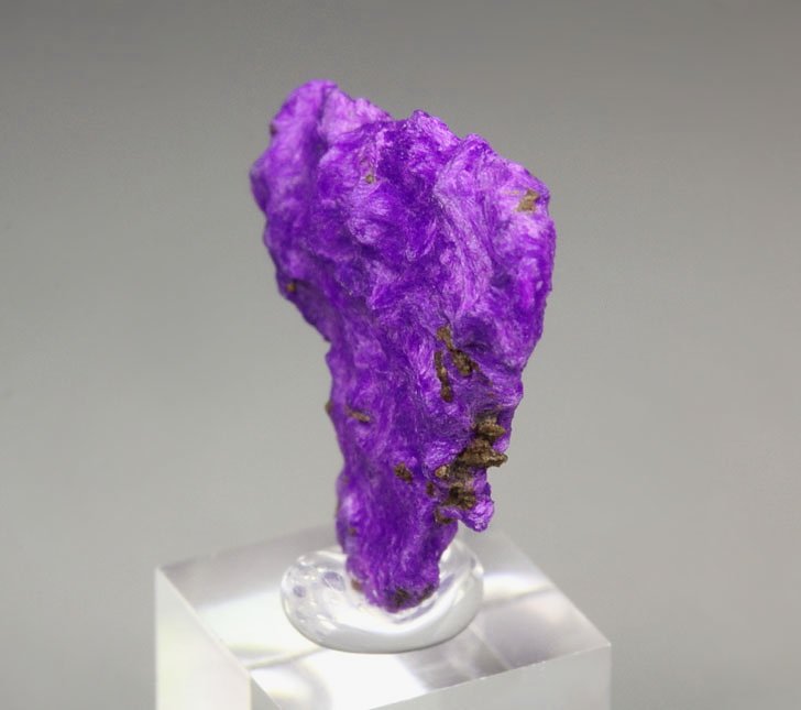 crystallized SUGILITE